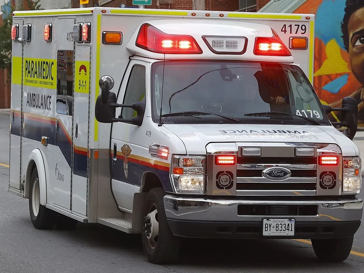 One dead, three injured in south end Ottawa collision