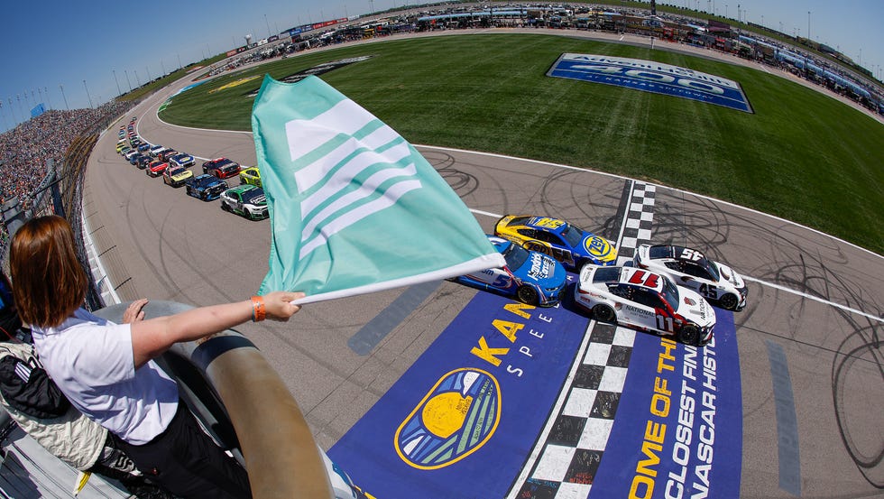 nascar cup series adventhealth 400