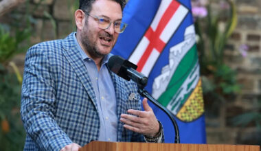 Millions in Alberta tourism funding brings new habitat to Calgary Zoo, funds to five other sites