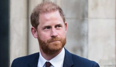 Prince Harry's bombshell encounter with Queen's aide