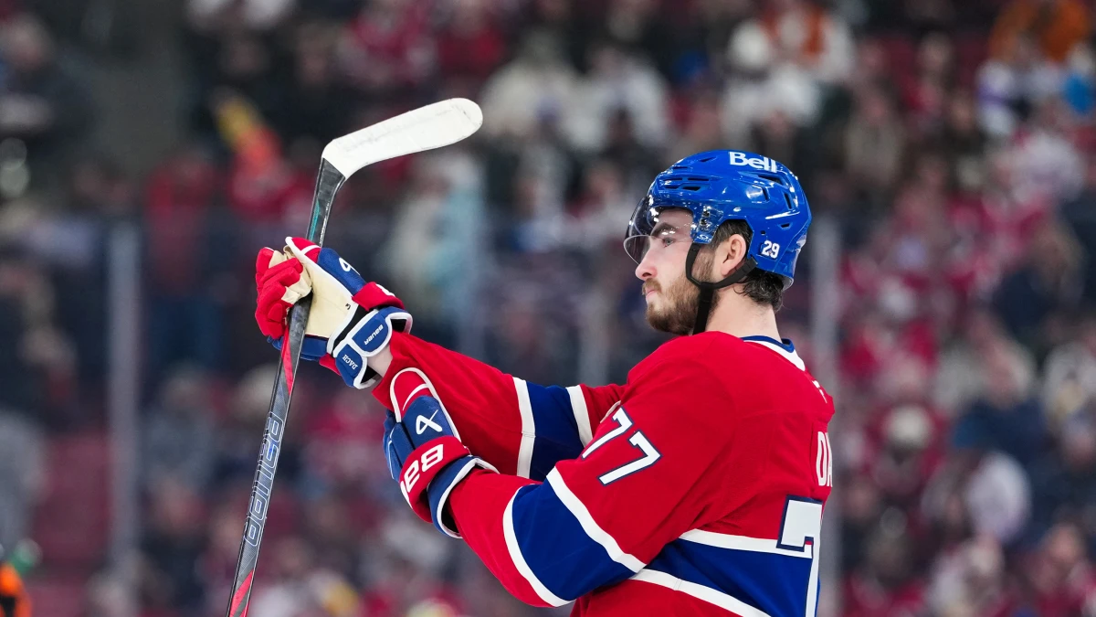 Montreal Canadiens forward Kirby Dach (77) steps on the ice during the first period of the game against the Minnesota Wild at the Bell Centre.