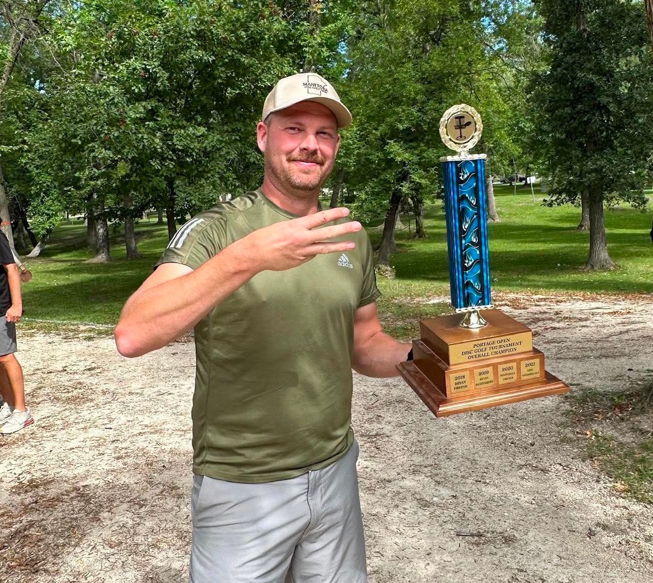 '25 tournament trophy winner 