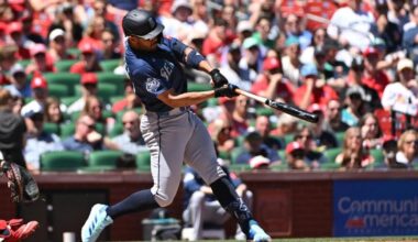 Mariners rally to win slugfest over Cardinals 11-9