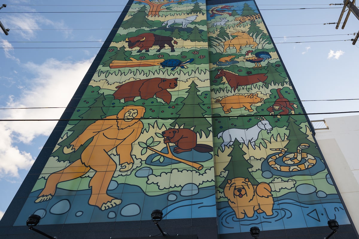 Edmonton tower holds world record for largest solar panel art