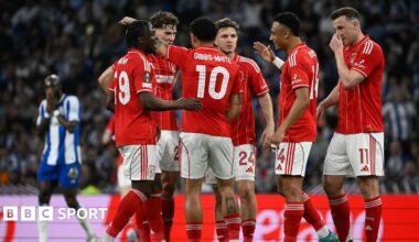 Nottingham Forest players celebrate in Porto