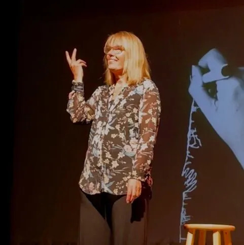 Emma Jarrett's show Breastless encourages the audience to show gratitude for their bodies.