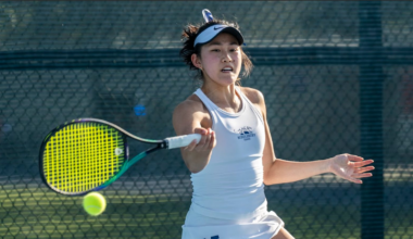 Women's tennis sweeps Trinity at home