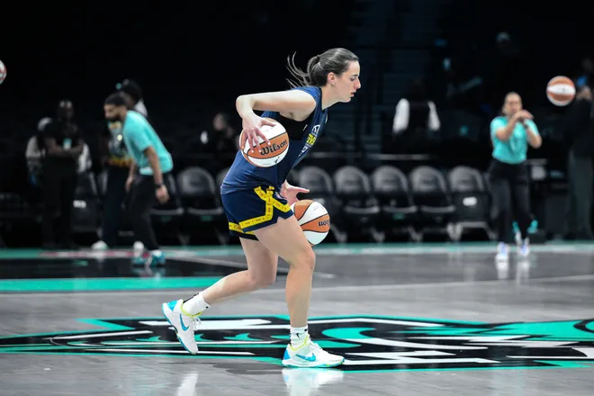 Apr 25, 2026; Brooklyn, NY, USA; Indiana Fever guard Caitlin Clark (22) warms up before a game against the New York Liberty at Barclays Center. Mandatory Credit: John Jones-Imagn Images