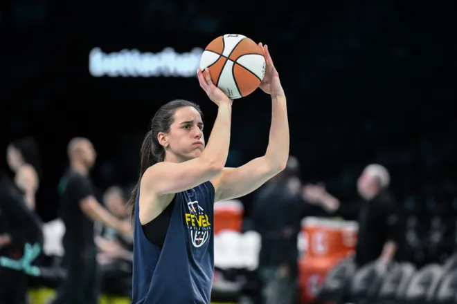 Apr 25, 2026; Brooklyn, NY, USA; Indiana Fever guard Caitlin Clark (22) warms up before a game against the New York Liberty at Barclays Center. Mandatory Credit: John Jones-Imagn Images