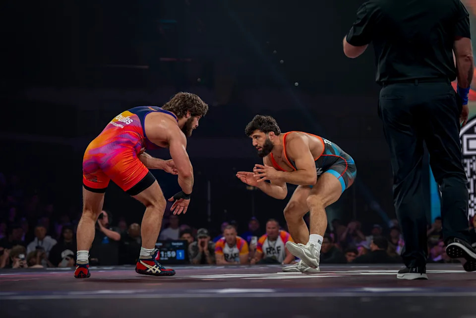 Arman Tsarukyan vs. Georgio Poullas 2. (Susan Plugis, Uncrowned)