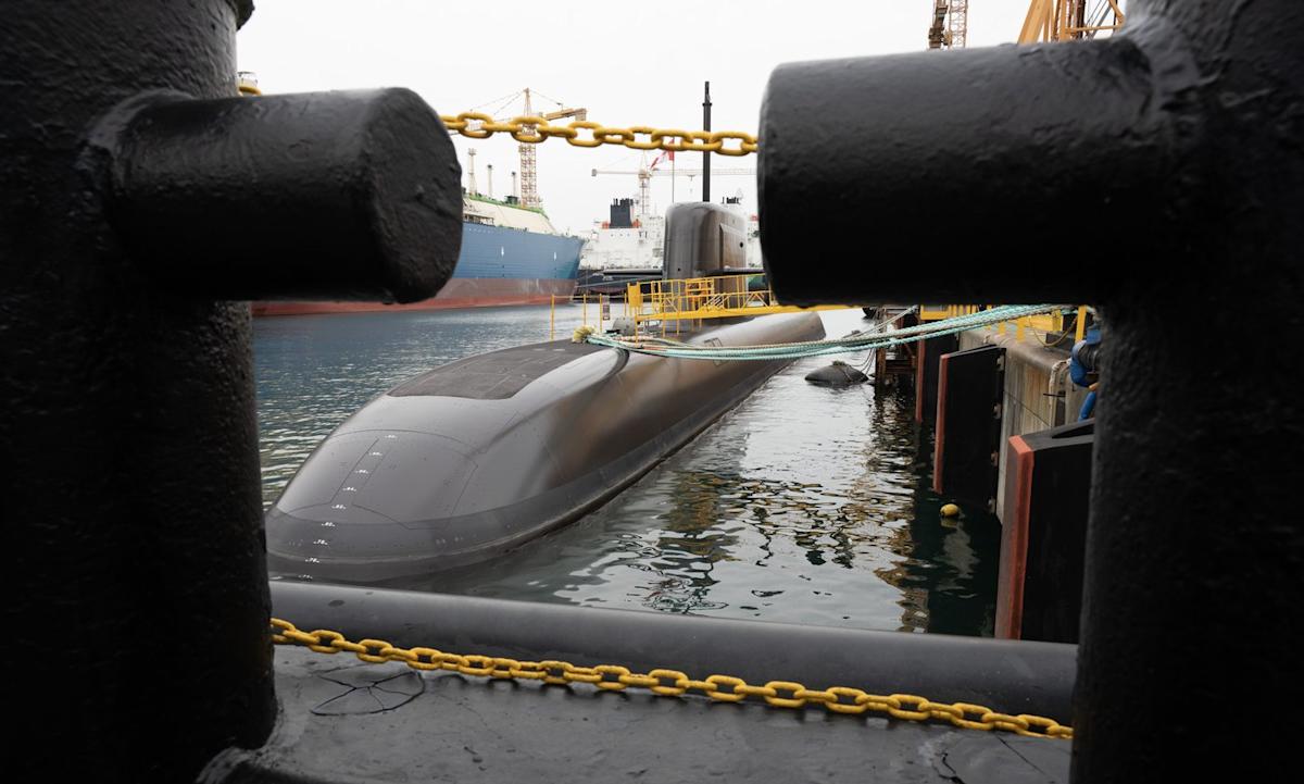 Hanwha offers made-in-Canada military vehicles if it wins submarine deal