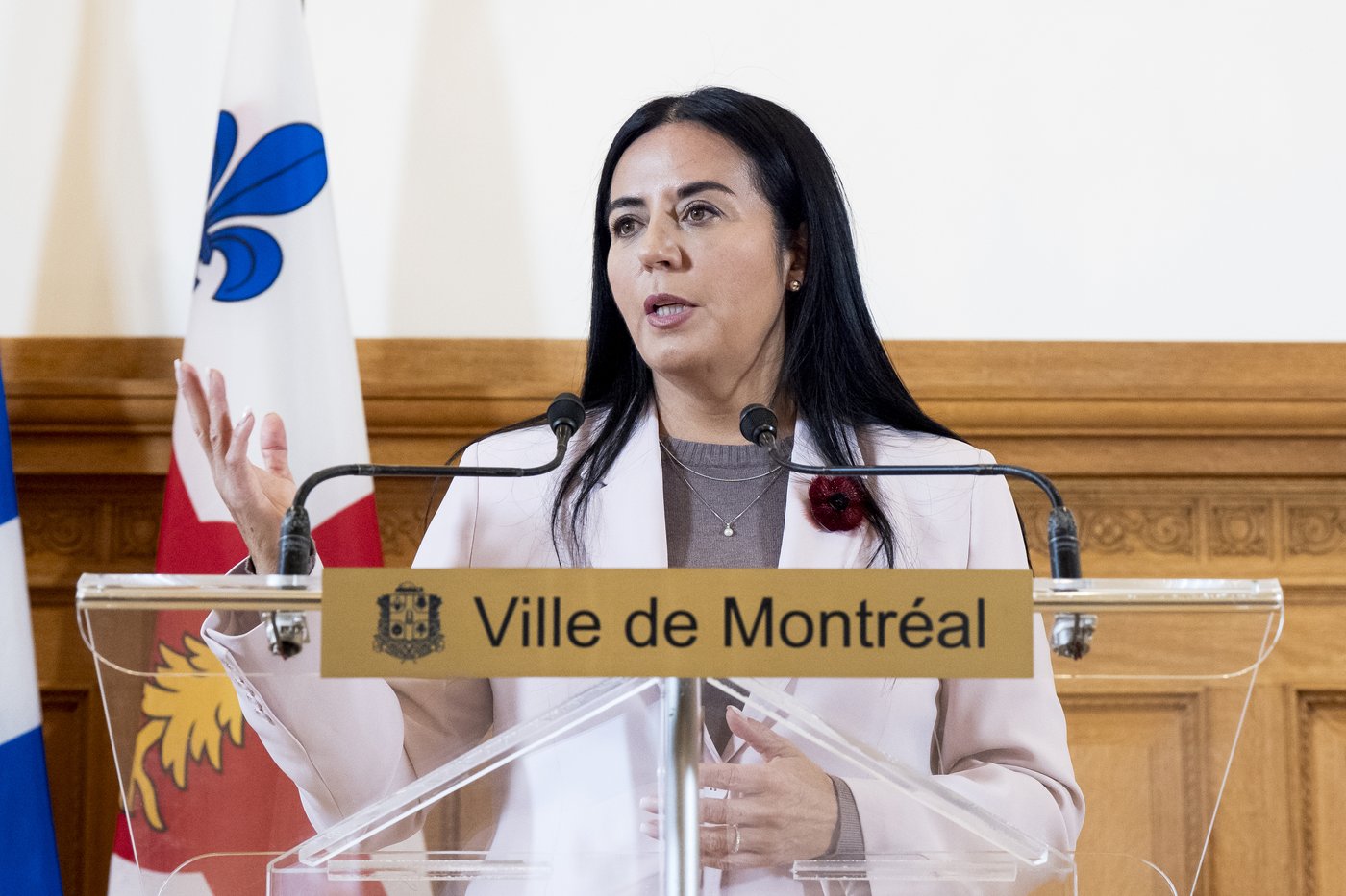 Montreal to require municipal employees in office three days a week