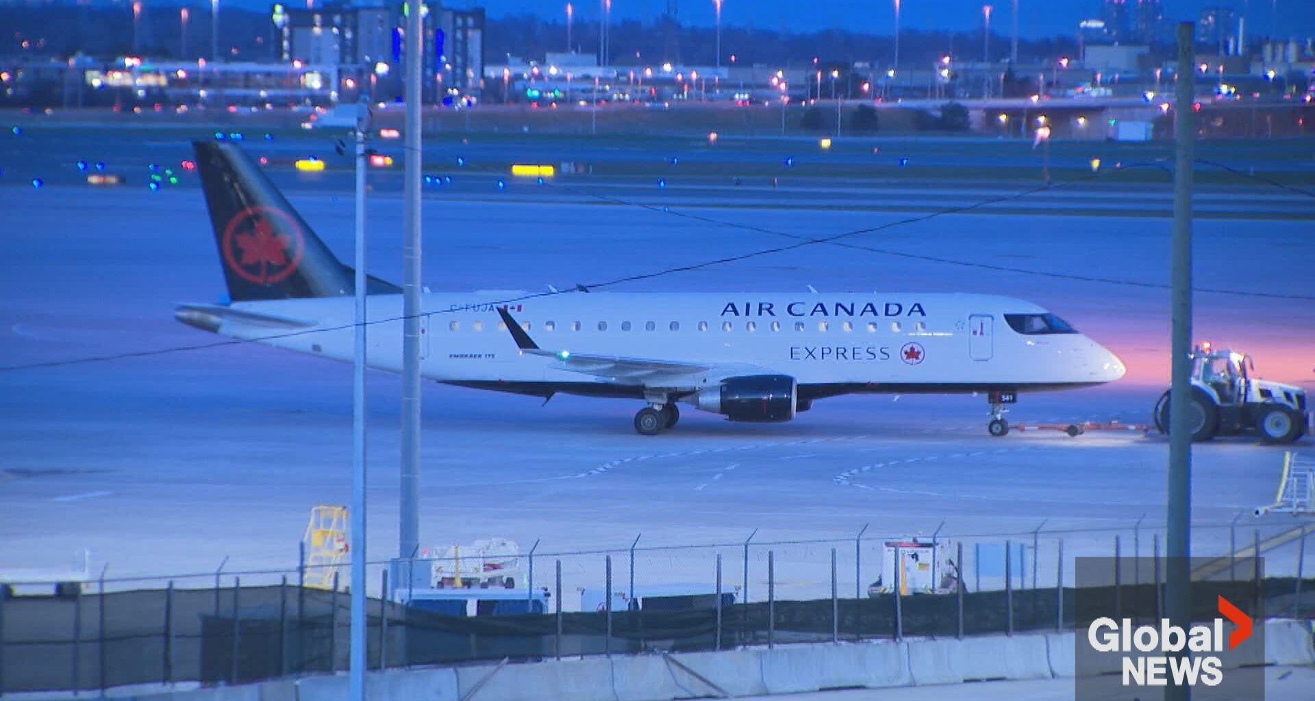 ‘My business would go elsewhere:’ Toronto travelers react to Air Canada suspending routes amid fuel crisis