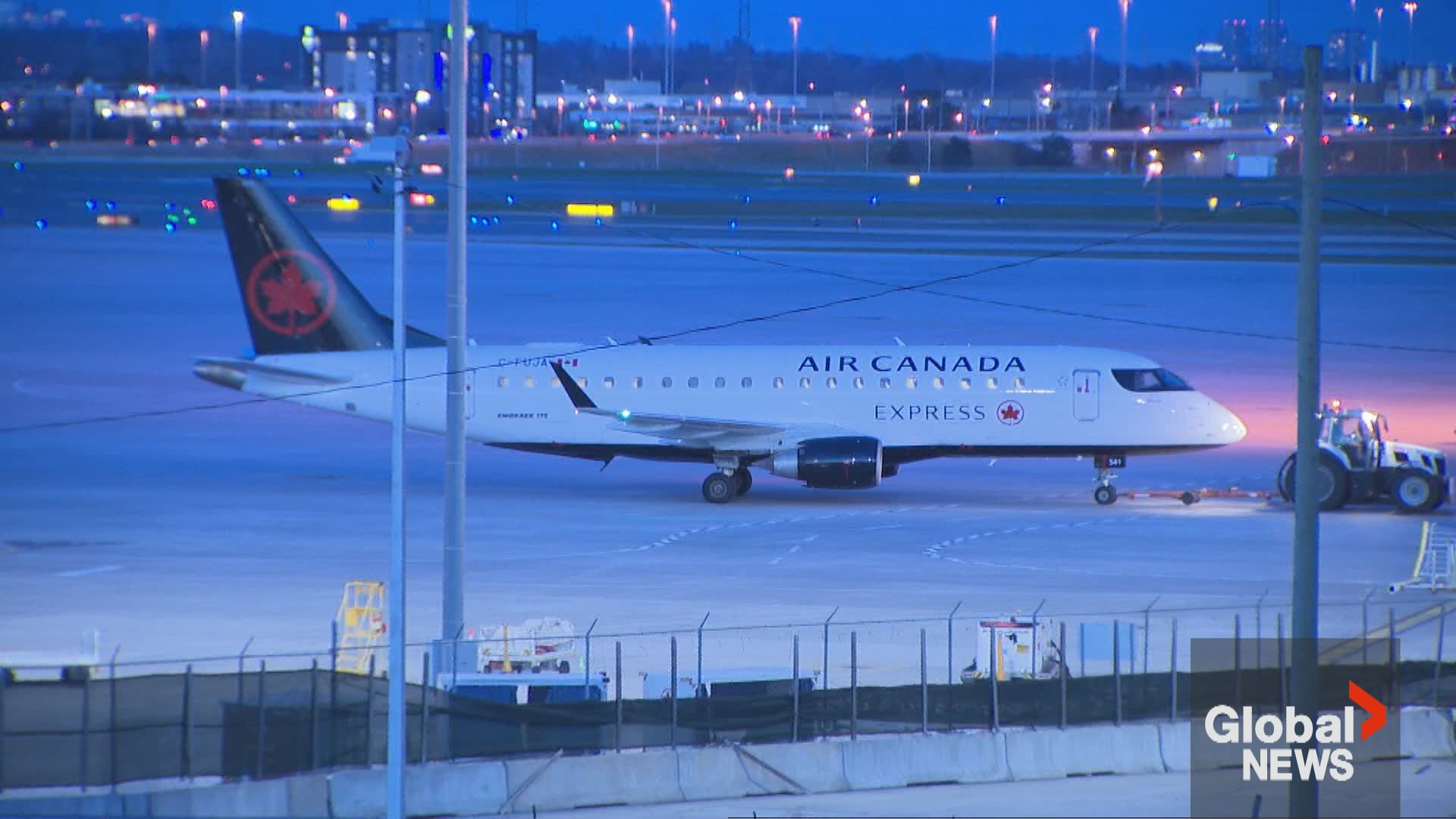 Click to play video: '‘My business would go elsewhere:’ Toronto travelers react to Air Canada suspending routes amid fuel crisis'