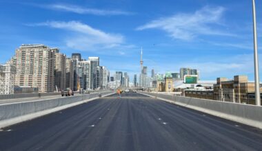 When will the Gardiner Expressway reopen?