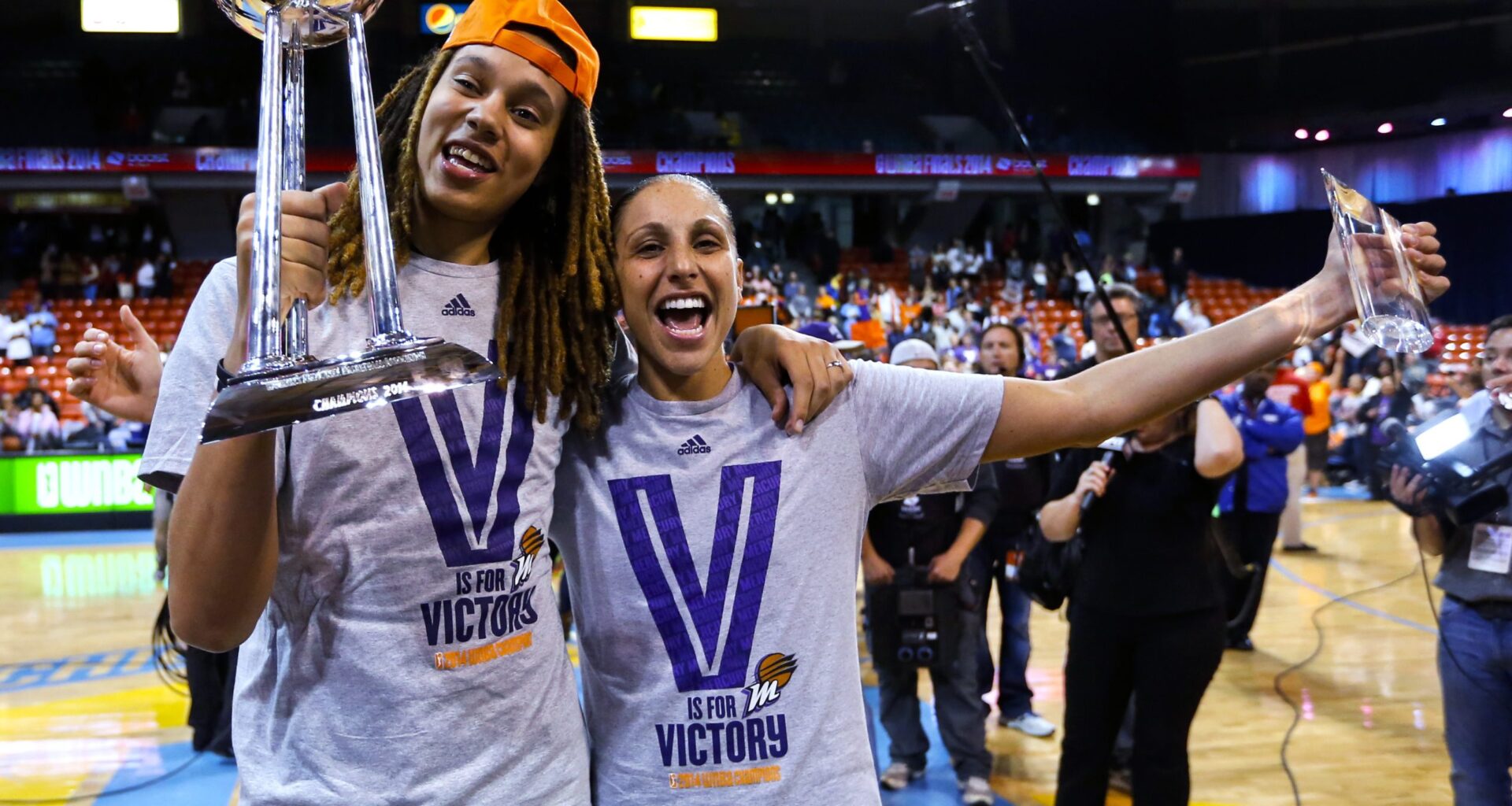 WNBA celebrates growth of women’s basketball on 30th anniversary