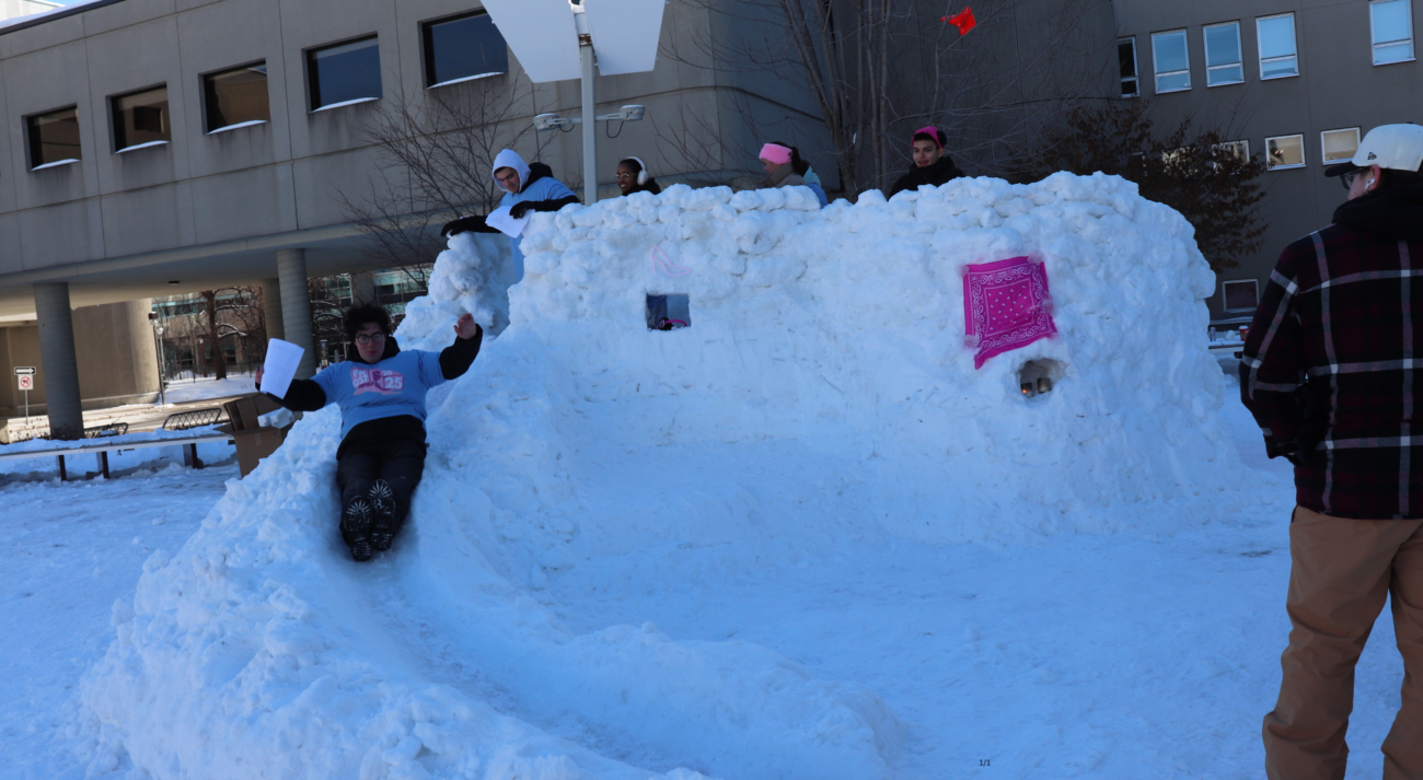 Barbies win big at University of Ottawa annual snow building competition: a Guerre des Tuques recap
