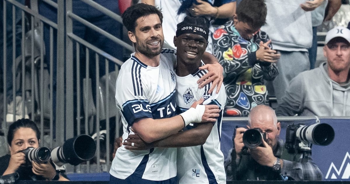 Brian White scores twice, Vancouver Whitecaps beat Colorado Rapids