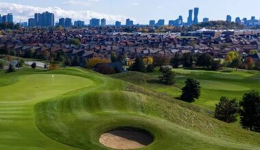 golf courses soon to open in mississauga for the season.