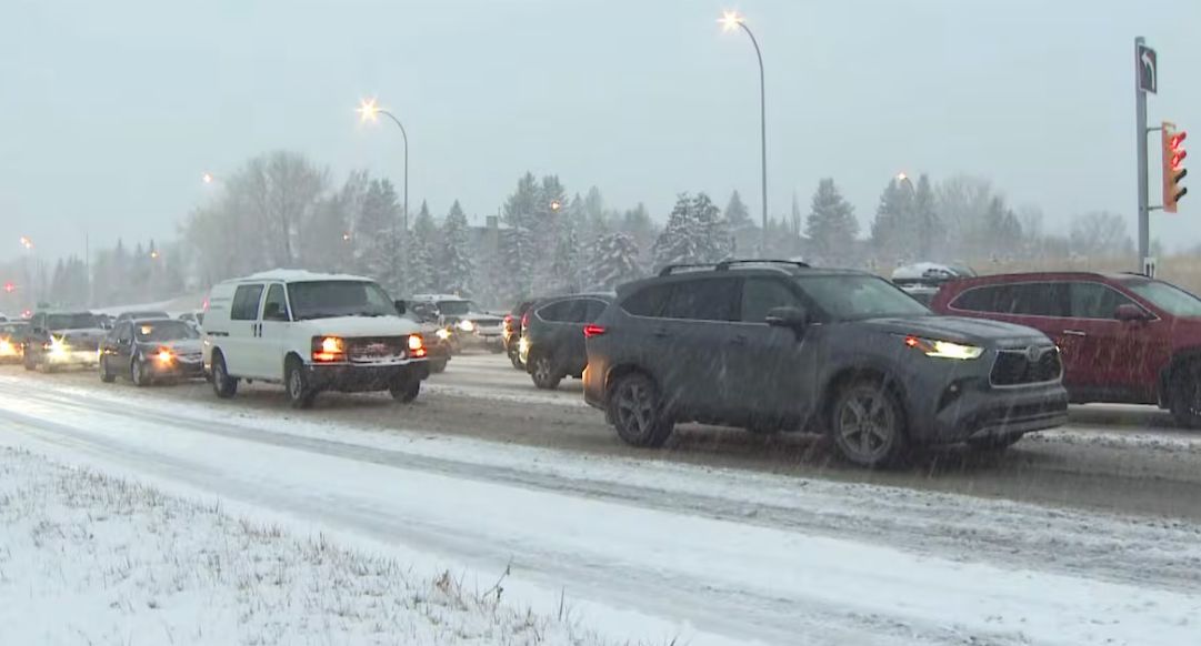 More than 160 crashes reported by Calgary police Sunday amid snowfall