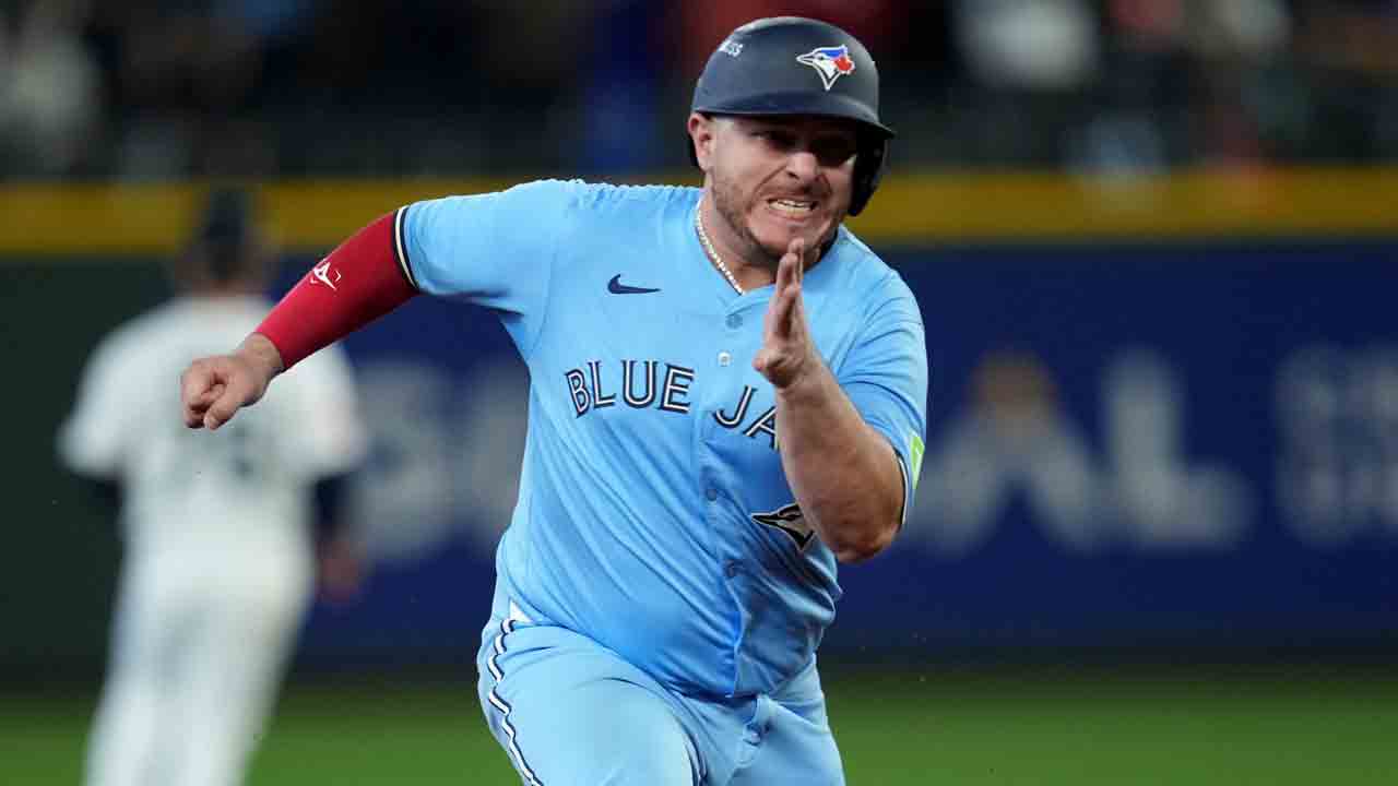 Blue Jays reveal injury timelines for Kirk, Ponce