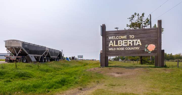 Province planning to replace ‘Welcome to Alberta’ highway signs