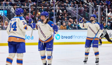 GARDINER’S RECORD-BREAKING FOUR GOALS LEADS TO OT WIN IN SEATTLE AS VANCOUVER’S PLAYOFF HOPES FALL SHORT | PWHL