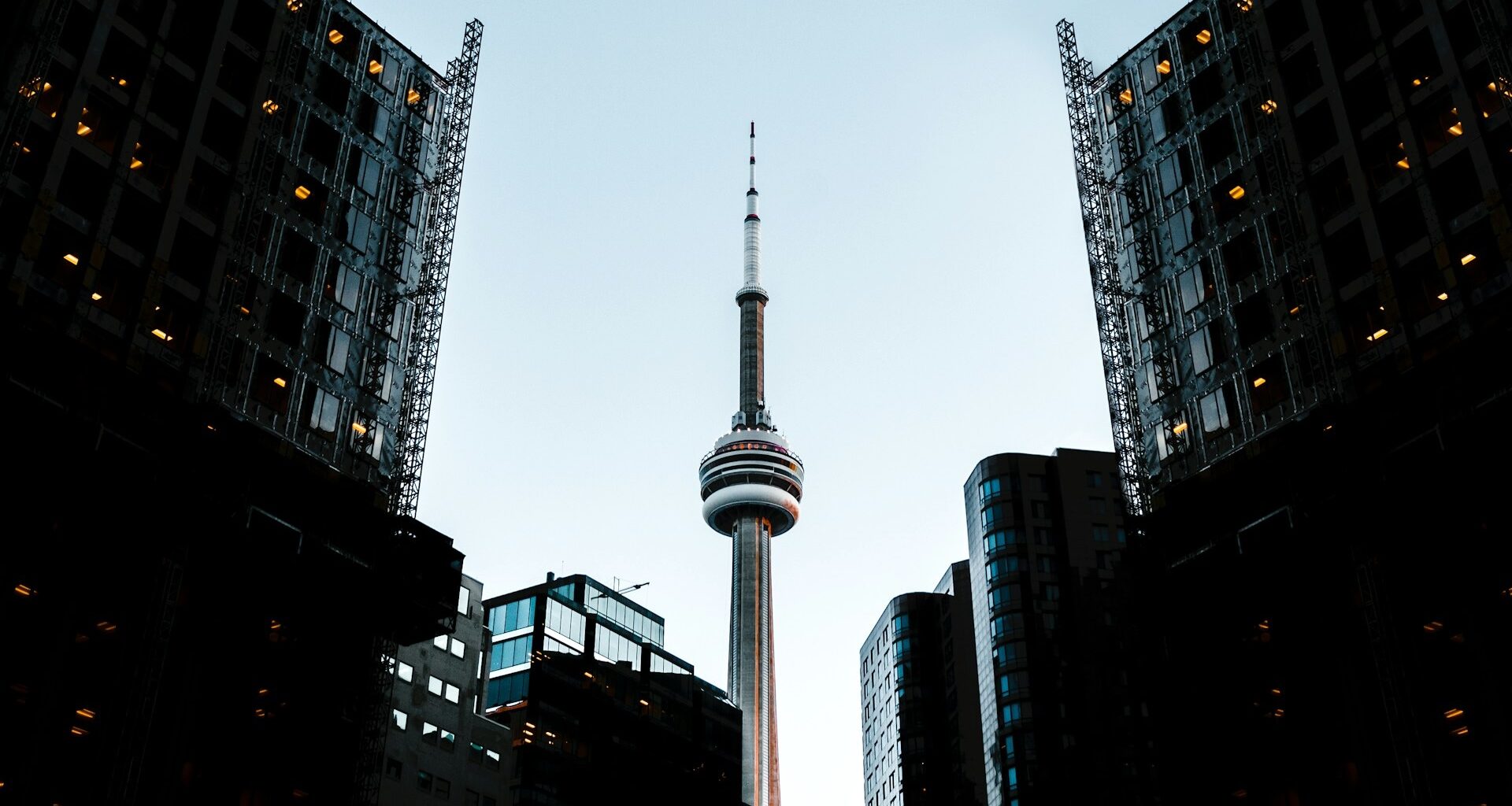 Canada’s Rich Are Defaulting On Mortgages At 2x The Rate of Smaller Loans