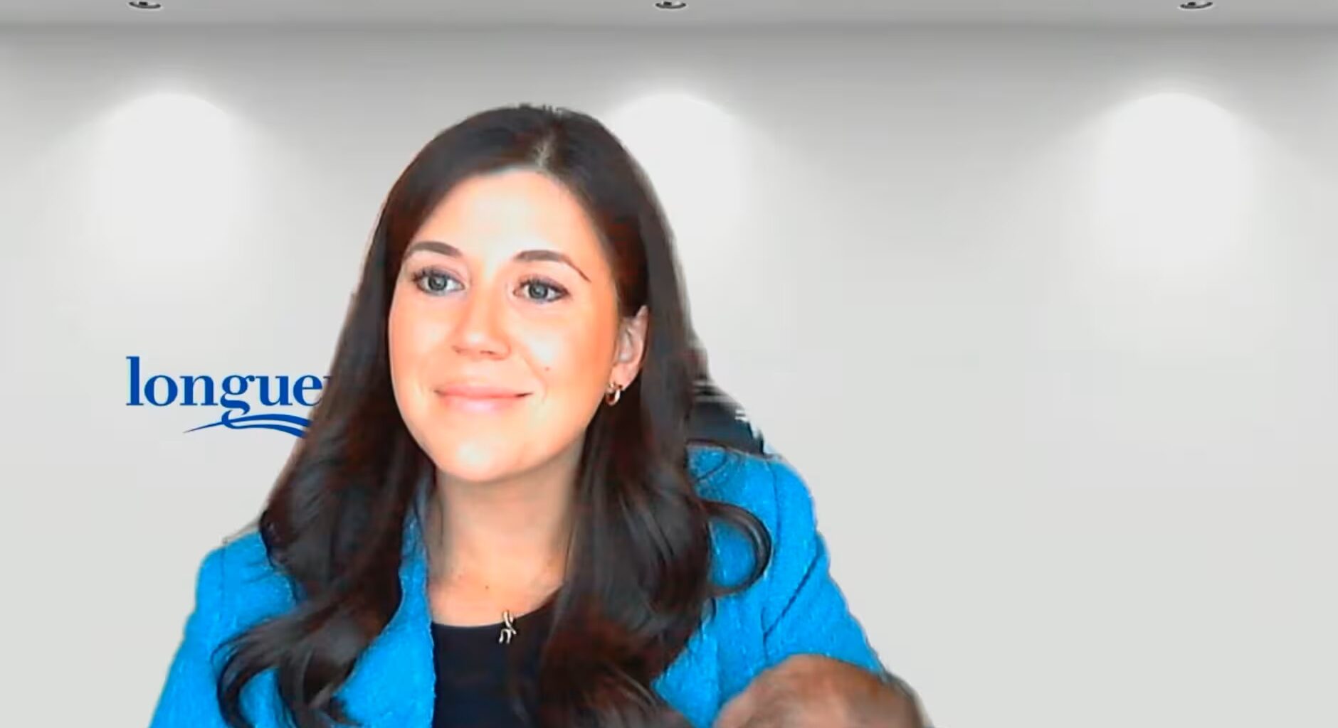 Longueuil mayor attends council meeting with 10-day-old baby