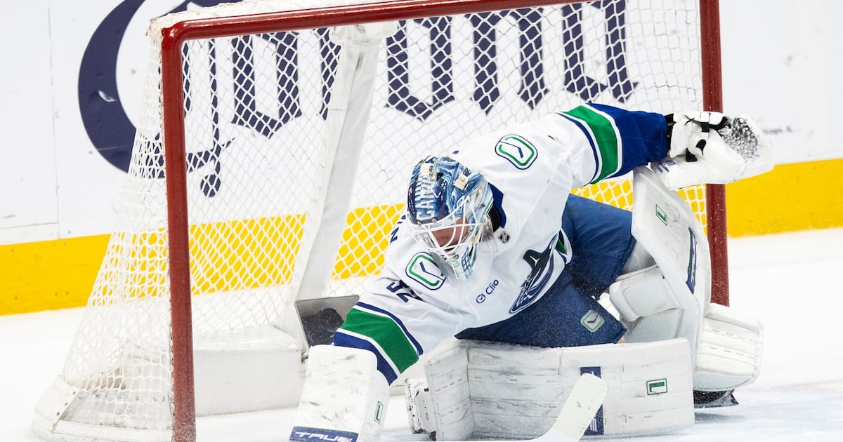 Vancouver Canucks deal a blow to the slim playoff hopes for San Jose Sharks with a shootout win