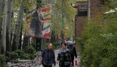 Trump threatens Strait of Hormuz blockade after U.S.-Iran ceasefire talks end without agreement - CTV News