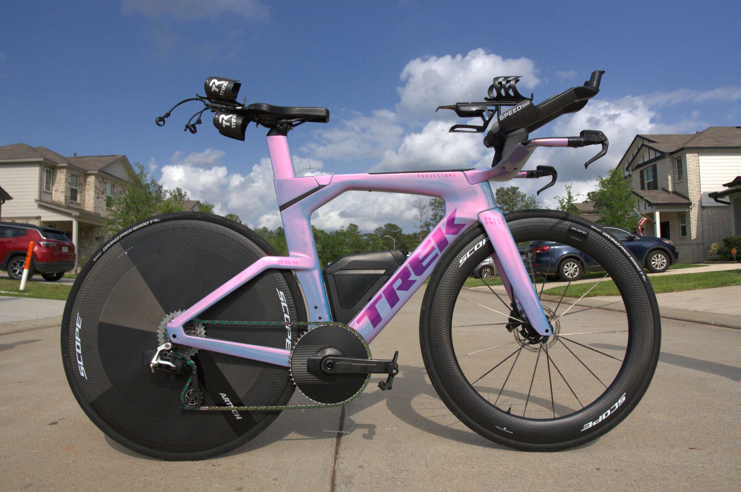 Sara Svensk (SWE) will ride this Trek Speed Concept on the Ironman Texas 2026 course.