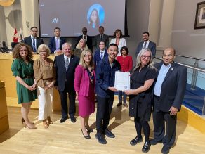 Members of Council and members of MSTSAC present Dixie Public School with the 2025 Wilde Wood School Safety Zone Award.