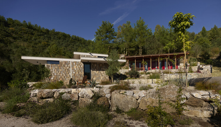 Elmali House / PIN Architects - Image 1 of 43