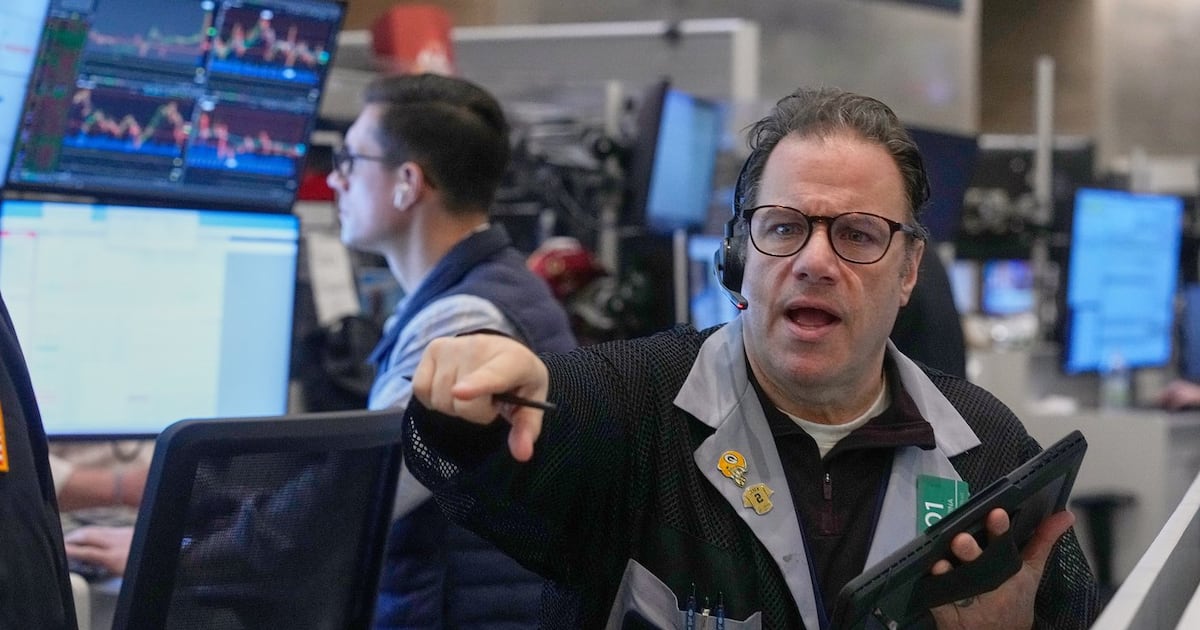 Stocks recover but oil up US$110 a barrel