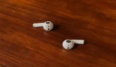 Pink Noise vs. Ear Plugs: Which Is Better for Sleep?