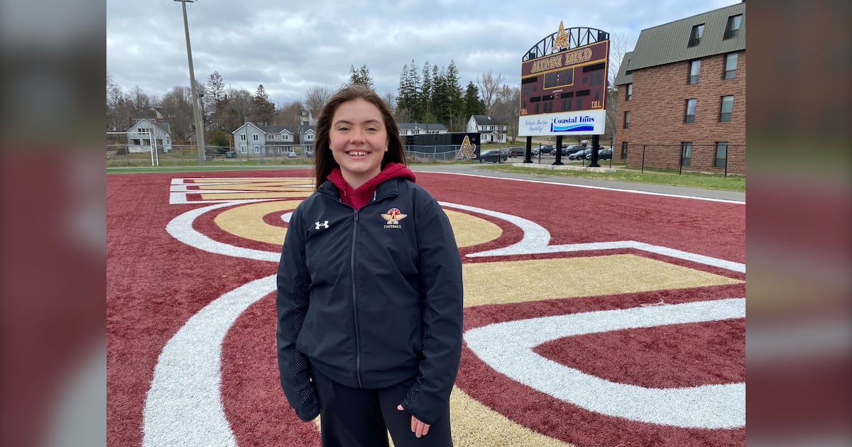 Mount Allison student will intern with CFL team