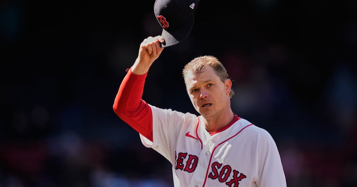 Sonny Gray silences Milwaukee 5-0 as the Red Sox roll to their first back-to-back wins