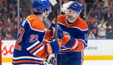 Oilers top Blackhawks 3-1 to eliminate Chicago from playoff contention
