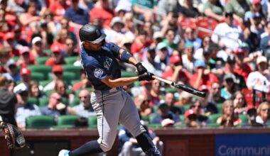 Seattle Mariners outlast St.Louis Cardinals in eight-homer game