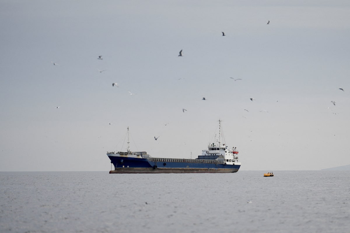 U.S. blockade of Strait of Hormuz causes oil-price jump