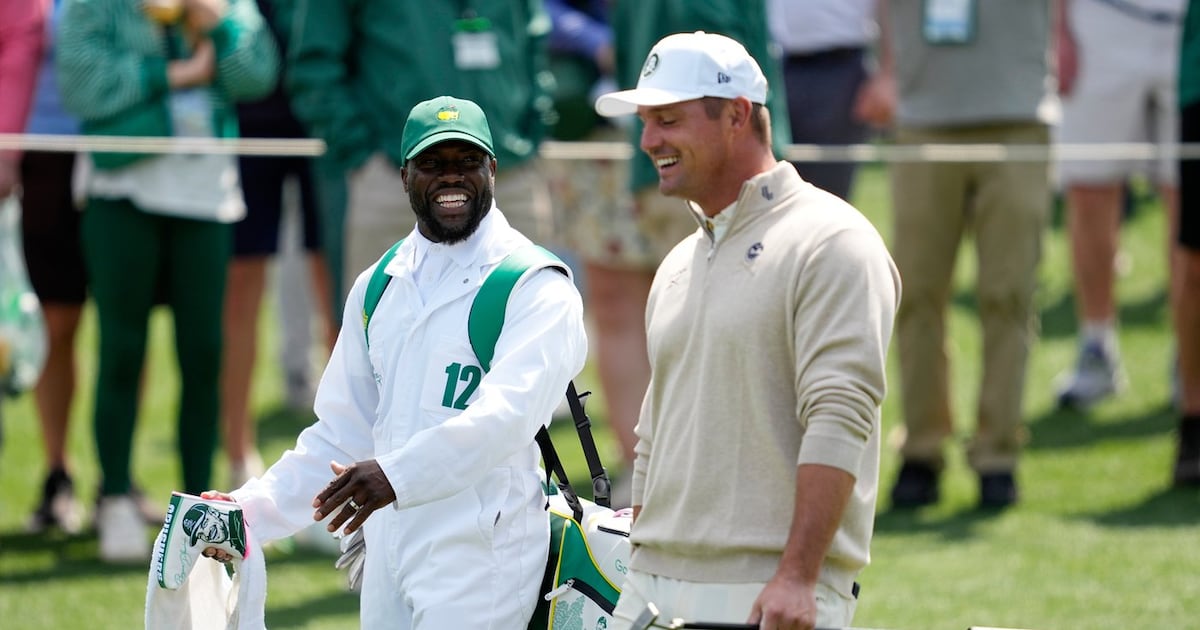 Kevin Hart and Jason Kelce are among the celebrity caddies at Augusta National's Par 3 Contest