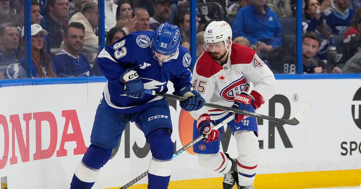Montreal Canadiens lead Tampa Bay Lightning after one period in Game 1 of playoff series