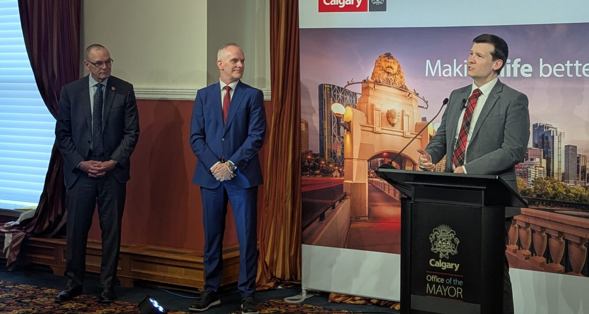 Changes in city leadership as manager Duckworth and COO leaving administration