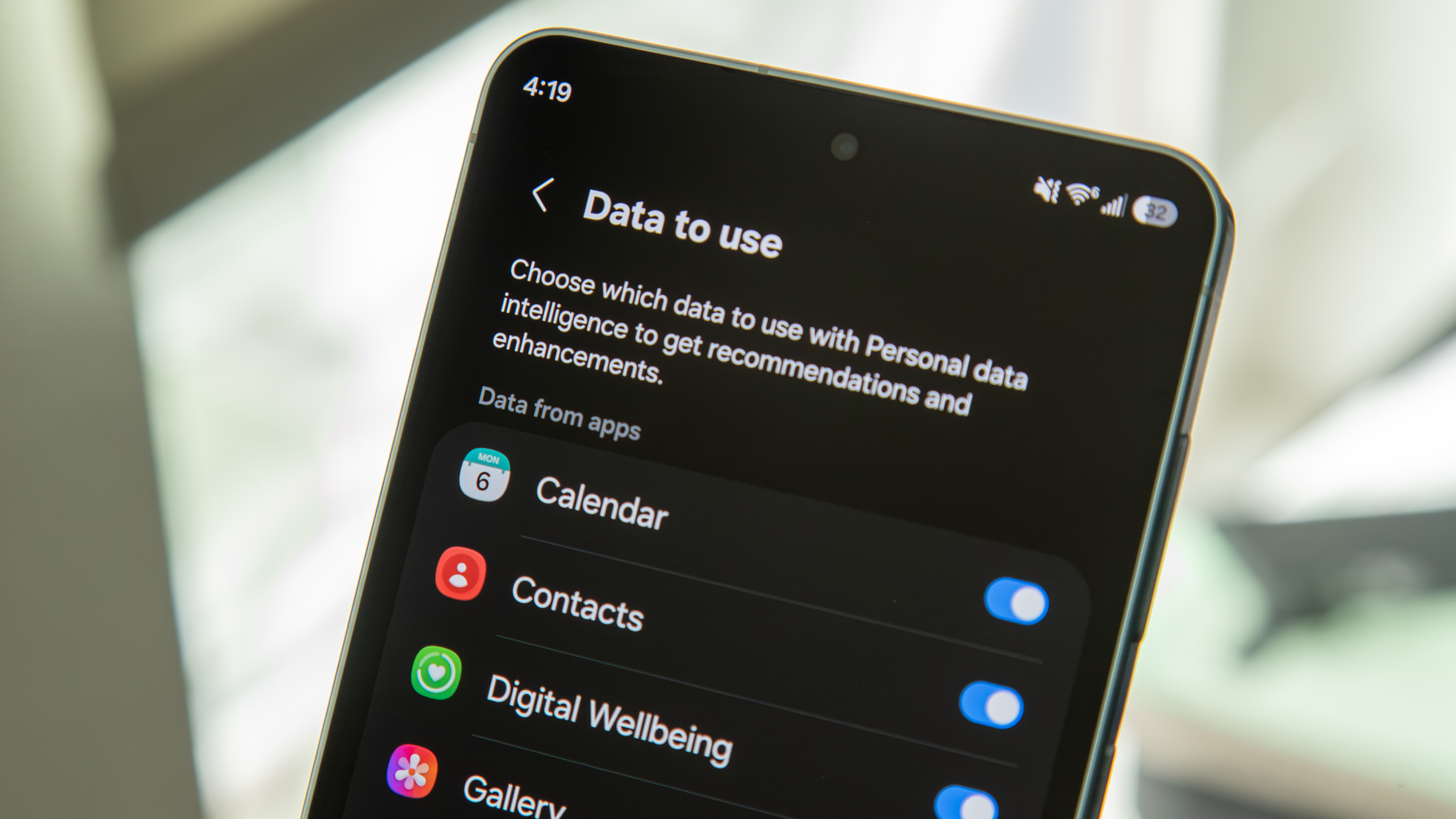 Personal Data Intelligence on the Galaxy 26 Plus