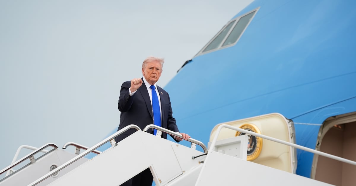 Trump hosts crypto contest winners at Mar-a-Lago as his coin languishes - CTV News