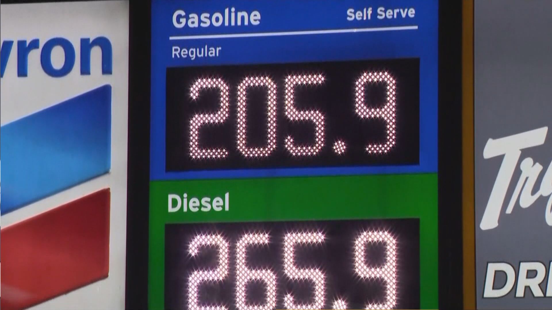Click to play video: 'Gas price swings fuel financial uncertainty for Canadians'