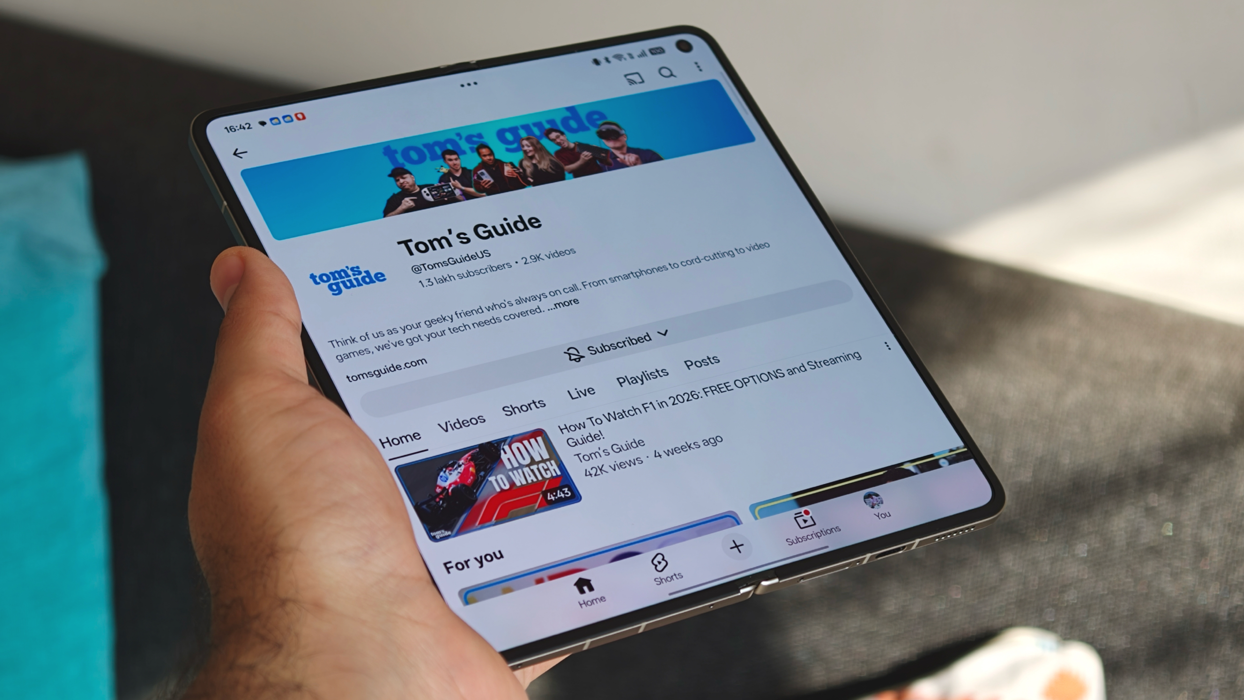 Hands-on image of the Oppo Find N6 showing the inner display crease
