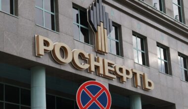 Russia’s largest oil producer Rosneft’s 2025 net income down 73%