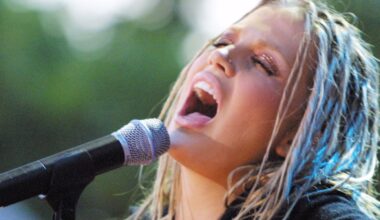 3 Could-Have-Been Superstar Pop Singers Who Walked Away at the Peak of Their Fame